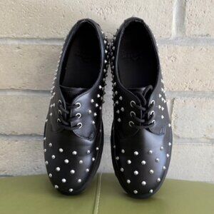 Dr. Martens 1461 stud oxfords size US womens 11 / men 10 / EU 43 new no box
